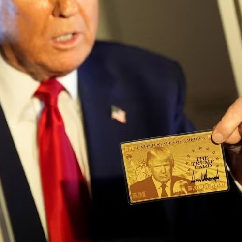 Trump lança “Cartão Ouro”: visto de US$ 5 milhões promete cidadania a investidores estrangeiros
