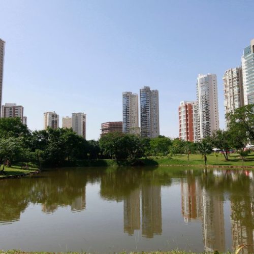 Prefeitura de Goiânia promete 40 mil escrituras até 2028 e prioriza regiões com maior número de moradias irregulares