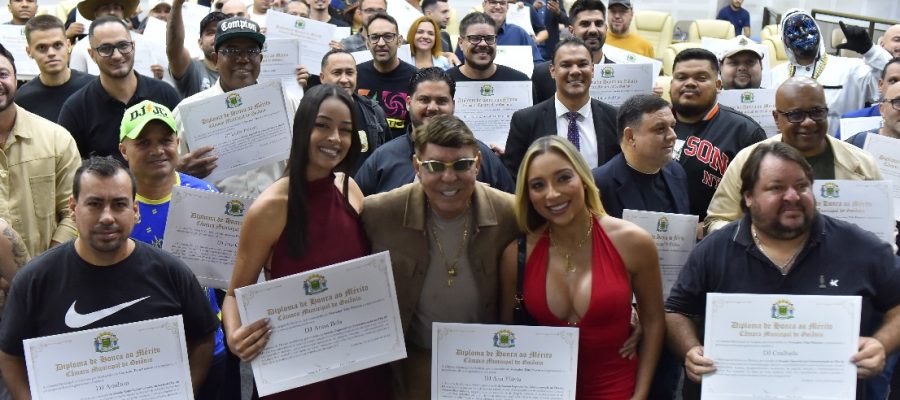 Câmara Municipal de Goiânia homenageia DJs em Sessão Solene e destaca importância da categoria para a cultura da cidade
