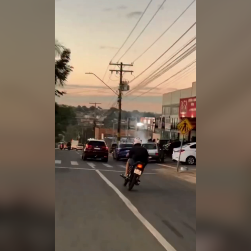 Jovem é flagrado fazendo manobra perigosa e tem motocicleta apreendida em Aparecida de Goiânia