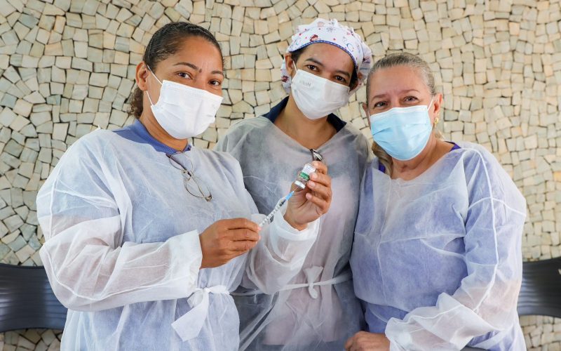 Dia D de vacinação contra a influenza aplica 250 doses em Senador Canedo