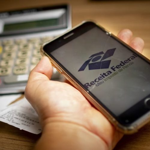 Aposentados e pensionistas já podem acessar informe de rendimentos para o IR 2025