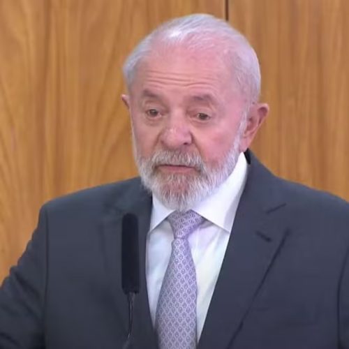 Tensão Diplomática: Brasil Rebate EUA e Negocia para Evitar Tarifas de Trump