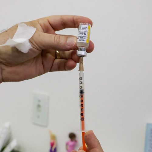 Senador Canedo intensifica vacinação contra a febre amarela e reforça importância da imunização