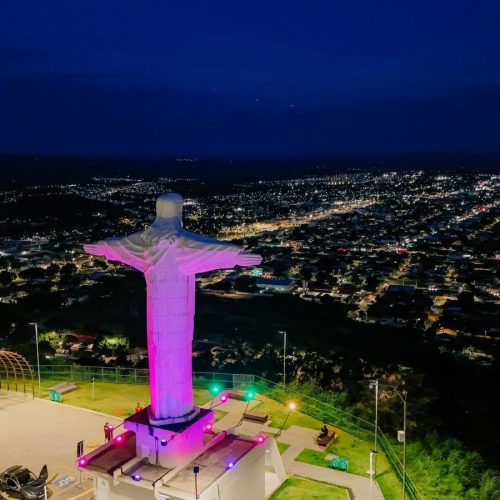 Senador Canedo promove homenagem às mães no Morro Santo Antônio