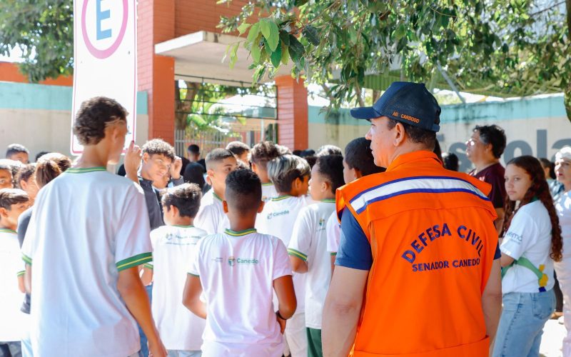 Defesa Civil realiza simulado de evacuação em escola de Senador Canedo