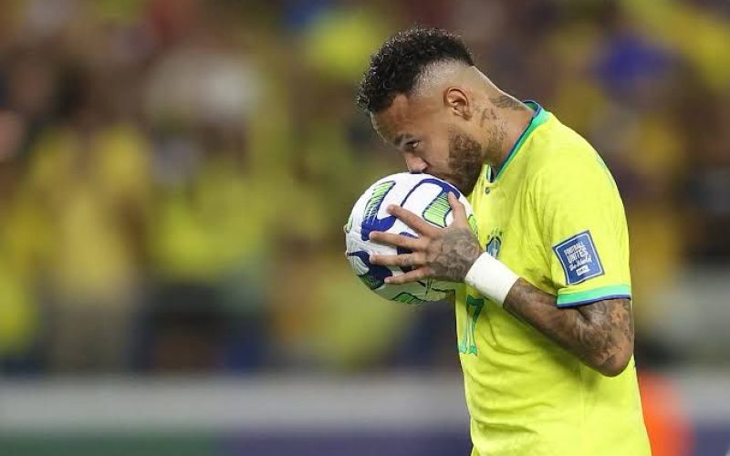 Emoção de Neymar ao ser convocado para a Copa viraliza e empolga torcedores