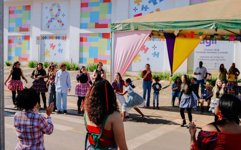 Festa Junina da Clínica TEIA emociona famílias e reforça desenvolvimento de crianças com autismo em Senador Canedo