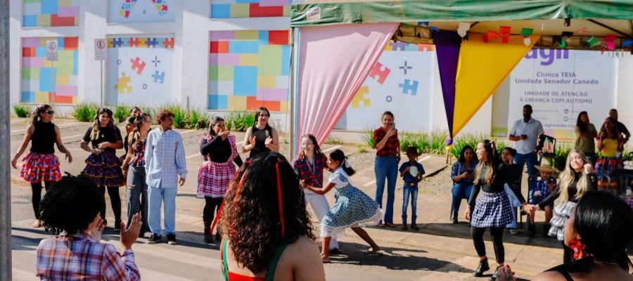 Festa Junina da Clínica TEIA emociona famílias e reforça desenvolvimento de crianças com autismo em Senador Canedo