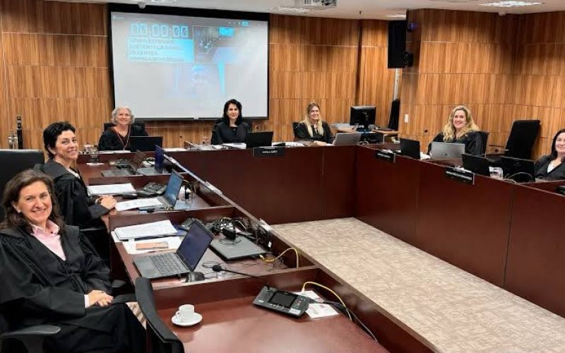 Marco histórico: TJGO realiza primeira sessão formada exclusivamente por mulheres