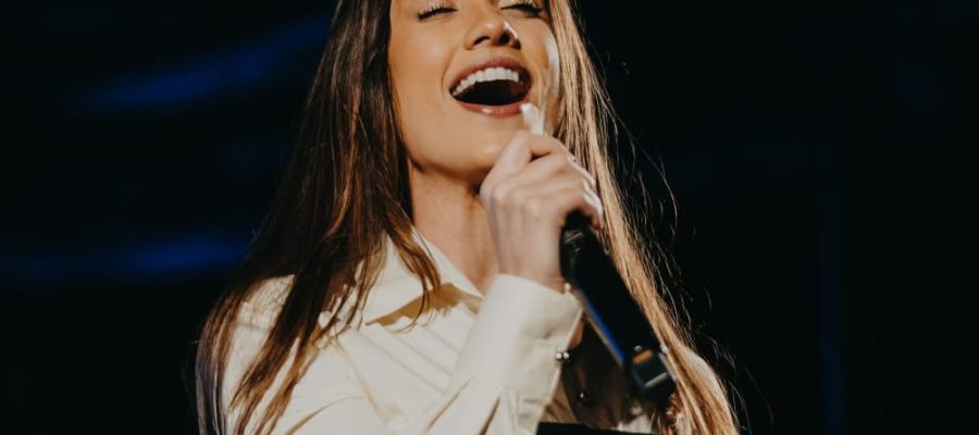 Isadora Pompeo é confirmada como atração do Adora Canedo 2026