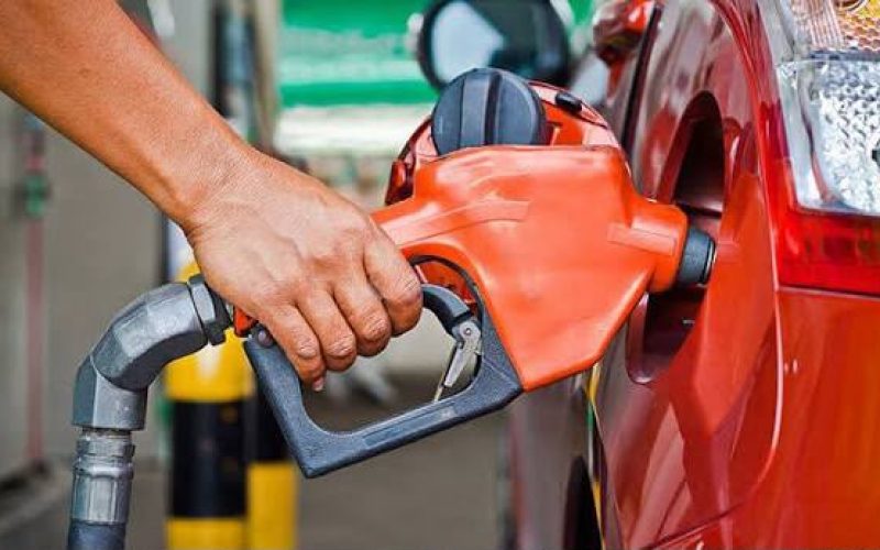 Gasolina com 32% de etanol: o que muda e quais cuidados ajudam a evitar problemas no carro