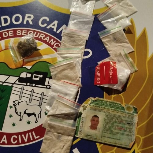 GCM apreende drogas e dinheiro durante abordagem no Boa Vista e dois homens acabam na delegacia