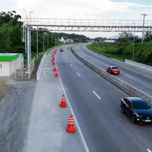 O aplicativo CNH do Brasil passa a avisar motoristas sobre pedágios no sistema Free Flow