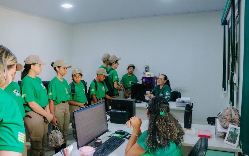 Guardiões Ambientais conhecem estrutura e atuação da AMMA em Senador Canedo