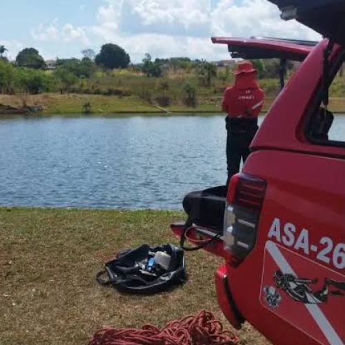 Jovem de aproximadamente 23 anos morre afogado em lago no Residencial Boa Vista, em Senador Canedo