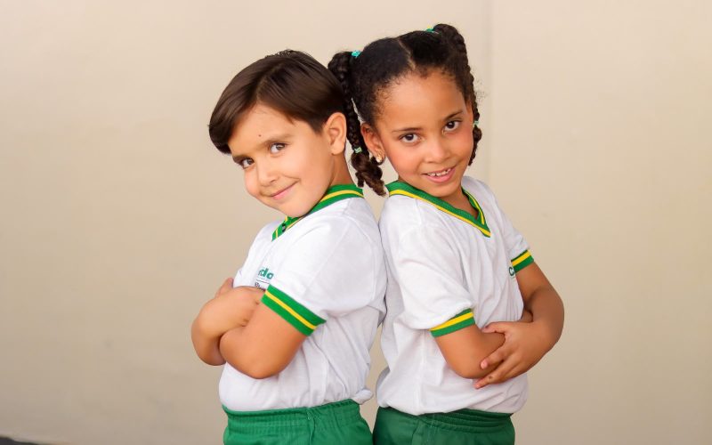 Famílias de Senador Canedo já podem escolher o tamanho do uniforme escolar de 2027 pela internet