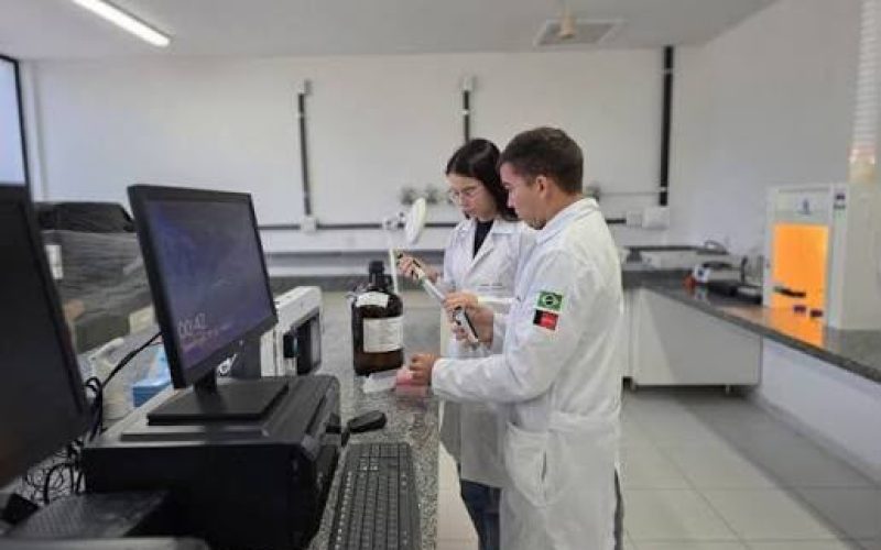 Goiás oferece bolsas de R$ 13 mil por mês para atrair doutores; inscrições vão até outubro