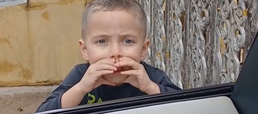 Filho se despede do pai motorista de aplicativo com “boas corridas” e “te amo demais”