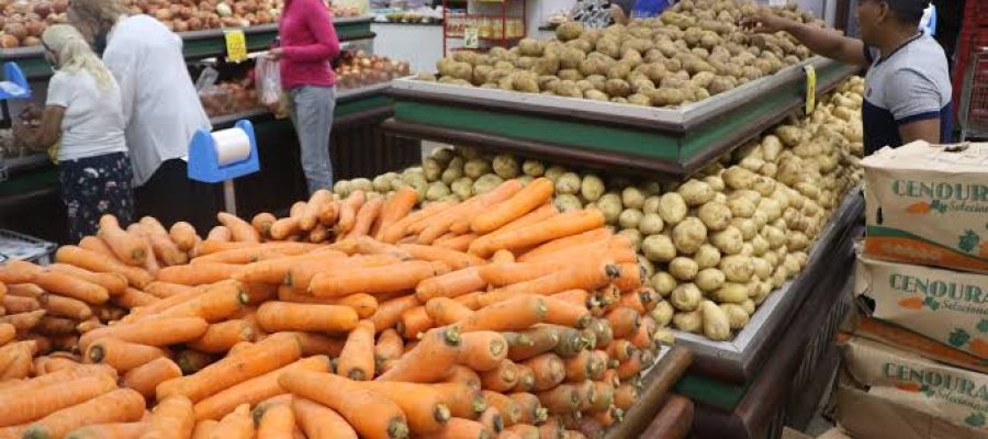 Preço de hortaliças dispara em Goiás e chega a dobrar em setembro