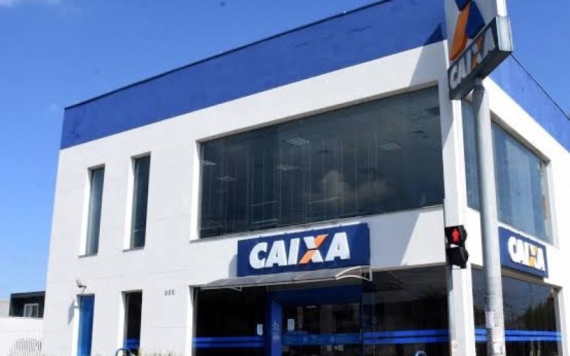 Caixa volta a atender presencialmente após fim da greve dos funcionários