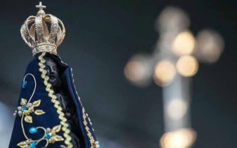 Trabalhou no feriado de 12 de outubro? Saiba quando você tem direito a receber em dobro ou folgar