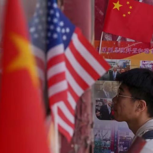 China pressiona Japão por aliança contra tarifas dos EUA e ameaça retaliações