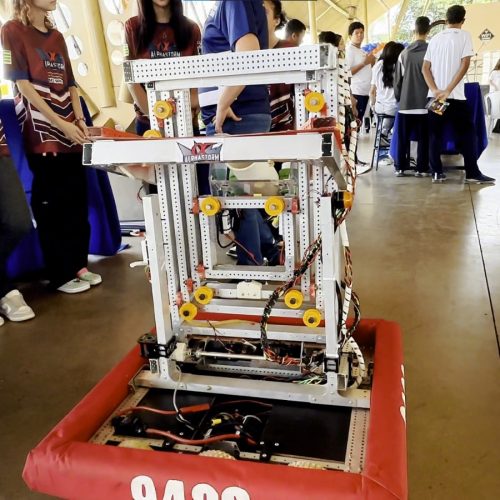 Projeto de Robótica E-ve é Destaque no Mundo SENAI em Senador Canedo