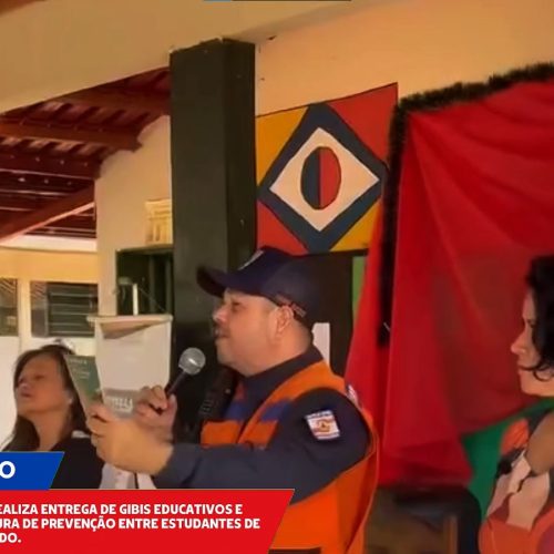 Escola Antônio Evaristo recebe gibis da Defesa Civil e anúncio de reforma