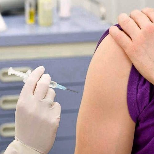 Goiás convoca jovens de 15 a 19 anos para atualizar vacinação contra o HPV